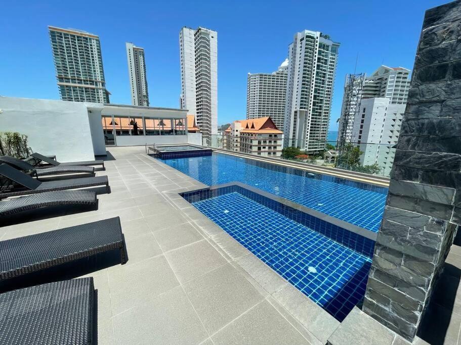 Garden Access 1 Bedroom In Serenity Pattaya Exterior photo